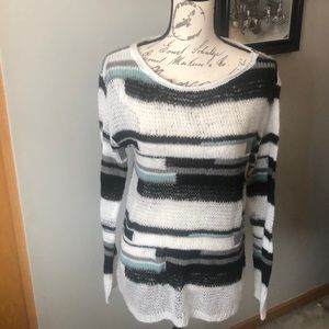 Women’s Pullover Sweater